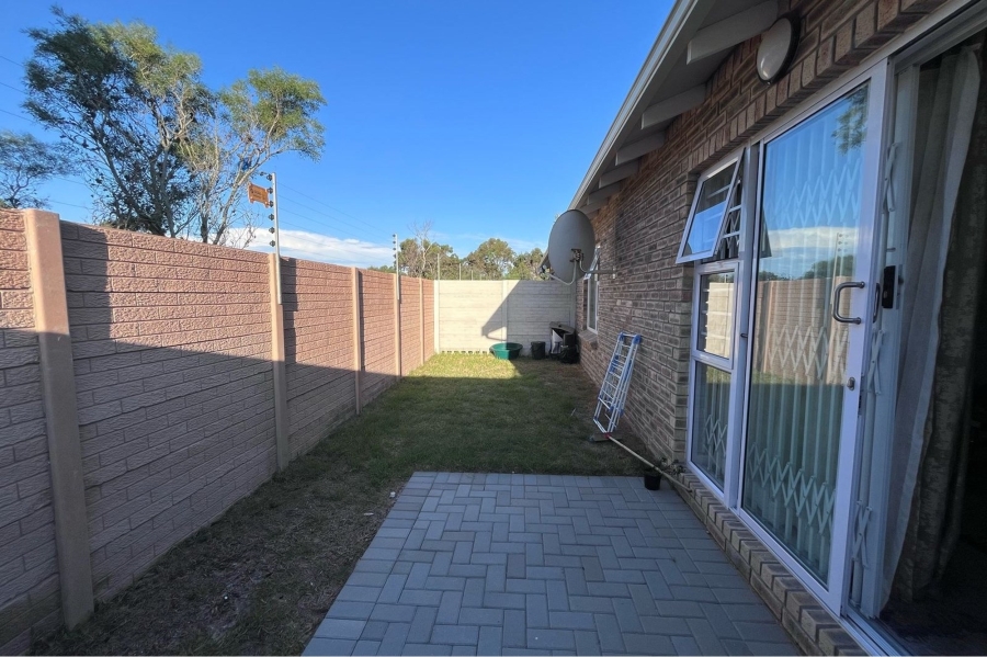 2 Bedroom Property for Sale in Fairview Eastern Cape